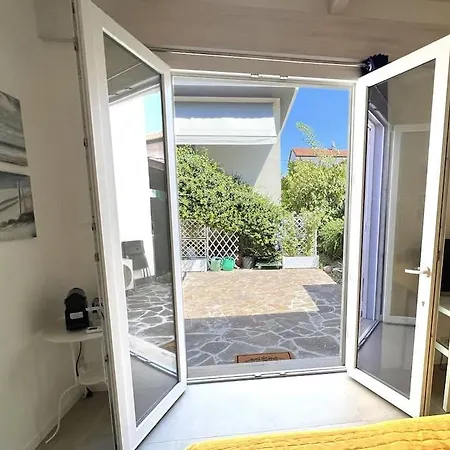 Apartmán Sottocosta Dependance: Stanza Con Bagno E Parking *